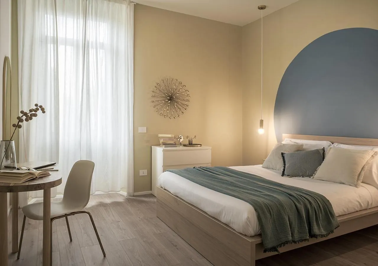 Exclusive Blue Apartment - City Center - Como - Near Station location